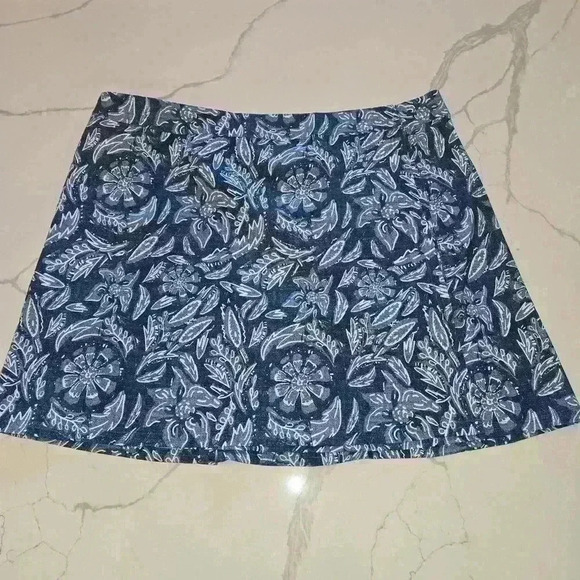 NWT Rip Skirt Womens A-Line Velcro Closures Wrap Mini Skirt Blue Floral Size XXL - Picture 1 of 9